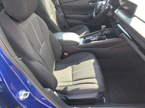 Used 2024 Honda Accord Sport image 23