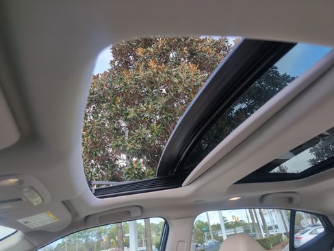 Used 2018 Nissan Maxima Platinum image 28