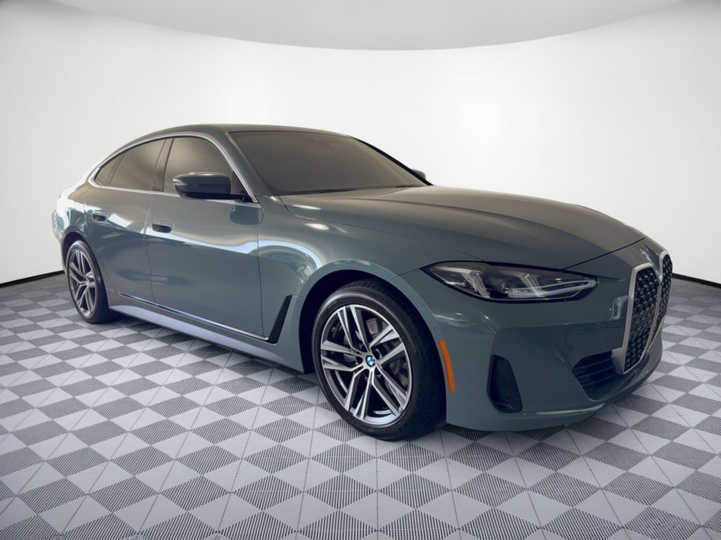 Used 2026 BMW 430i w/ Premium Package RWD image 5