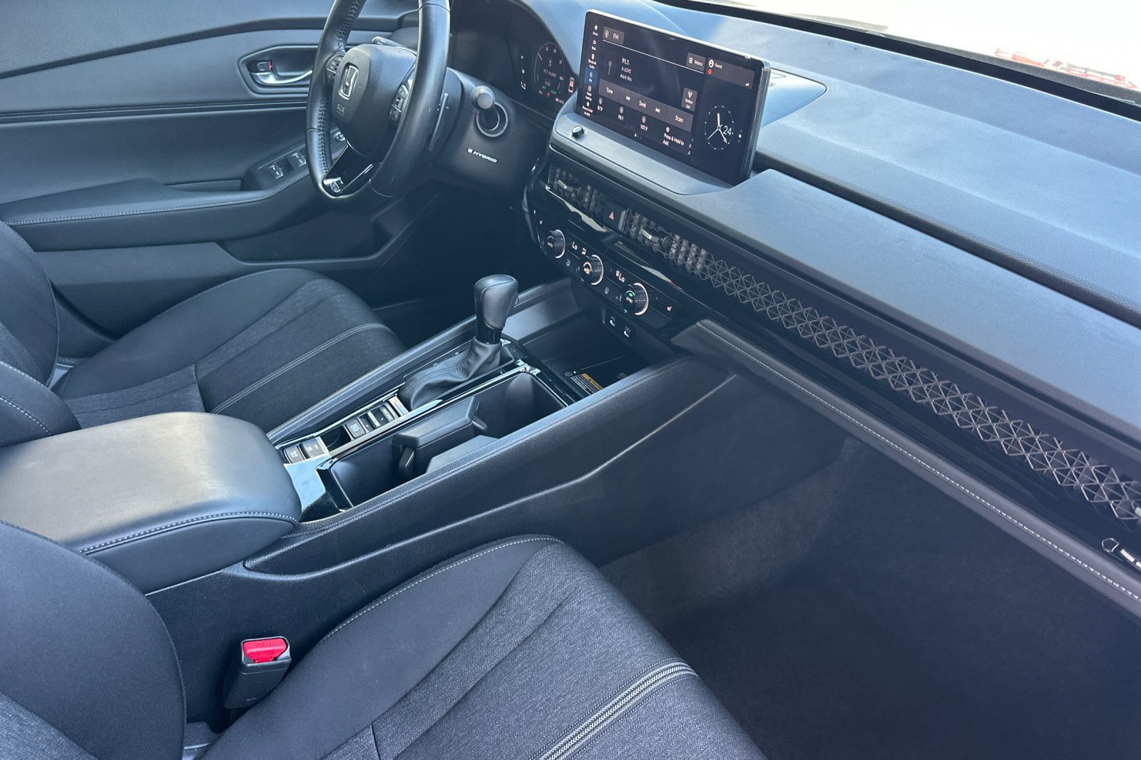Used 2025 Honda Accord Sport image 15