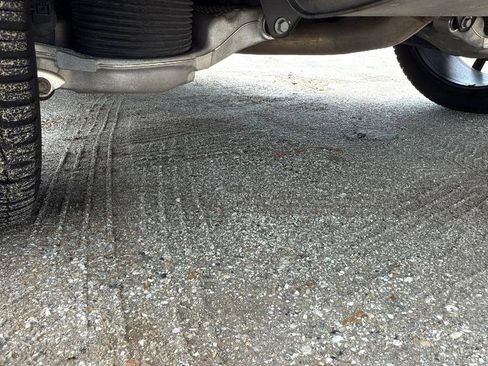 Used 2018 Volvo XC60 T6 R-Design w/ Convenience Package image 18