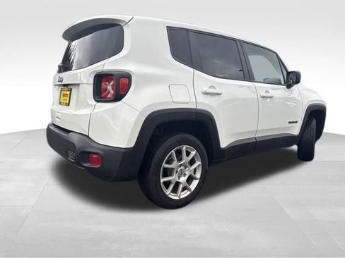 Used 2023 Jeep Renegade Latitude image 7