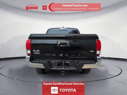 Certified 2023 Toyota Tacoma SR5 AWD/4WD image 4
