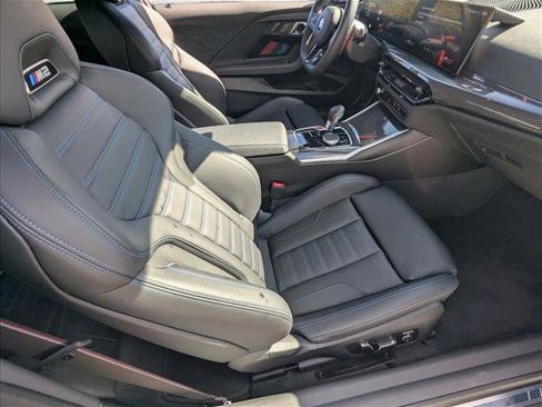 Used 2025 BMW M2 w/ Lighting Package image 21