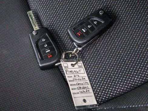 Used 2022 Toyota Corolla SE w/ Carpet Mat Package (TMS) FWD image 22