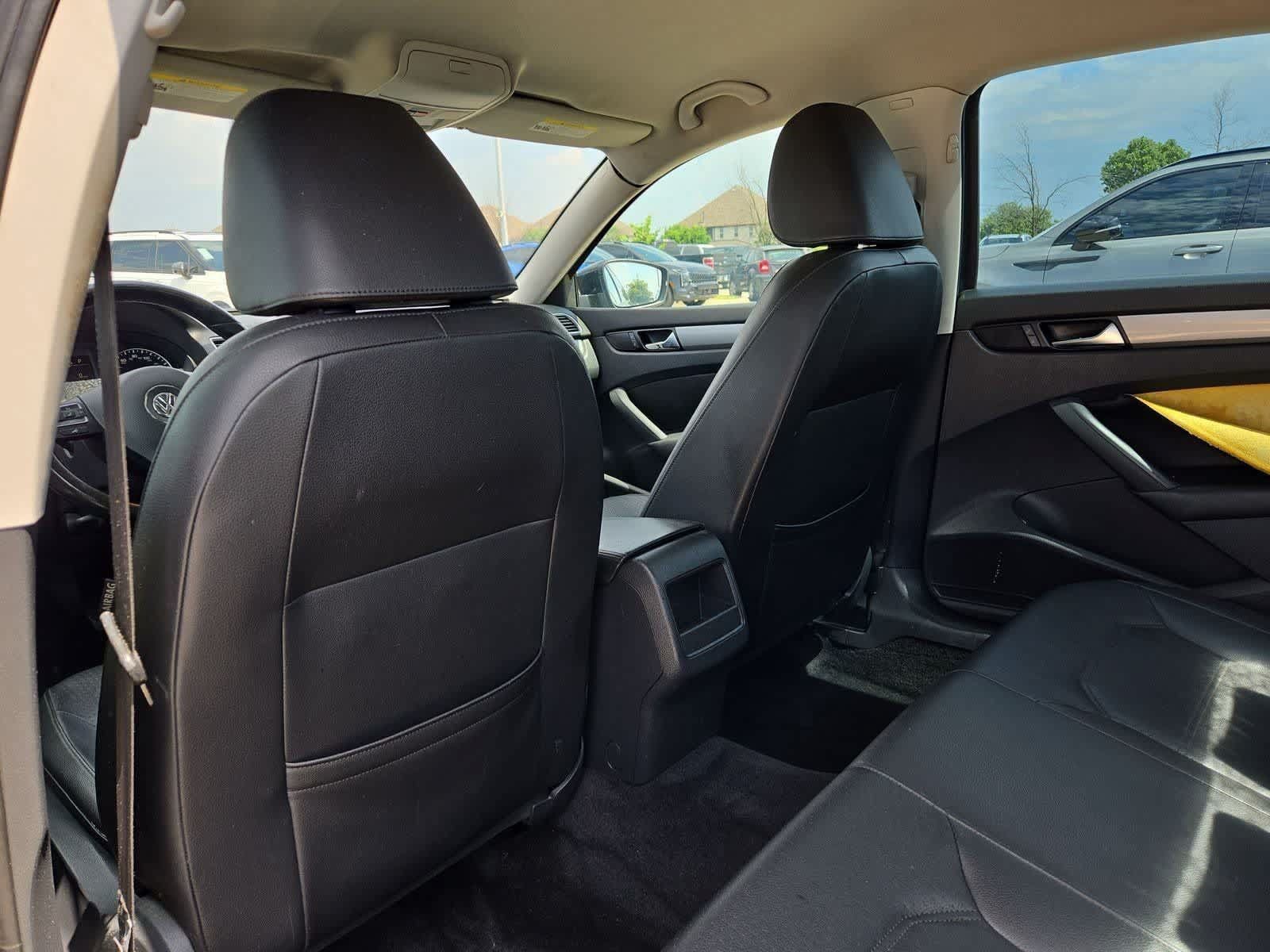 Used 2015 Volkswagen Passat 1.8T FWD image 21