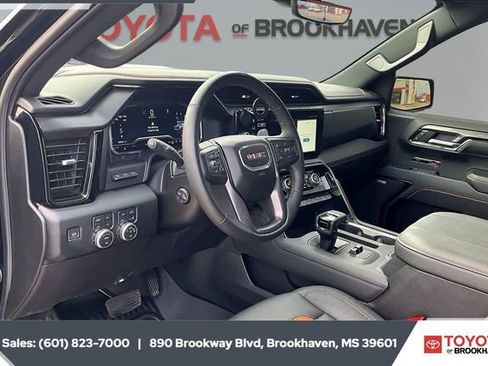 Used 2024 GMC Sierra 1500 AT4 w/ Technology Package image 12