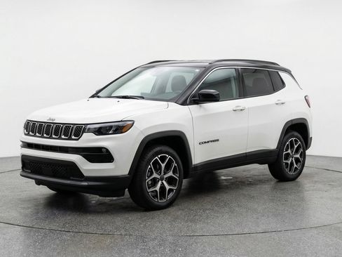 Used 2025 Jeep Compass Limited AWD/4WD image 3