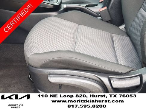 Certified 2025 Kia Soul LX w/ LX Technology Package FWD image 26