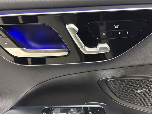 New 2026 Mercedes-Benz C 300 4MATIC Sedan image 16