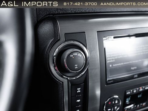 Used 2009 HUMMER H2 Luxury AWD/4WD image 16