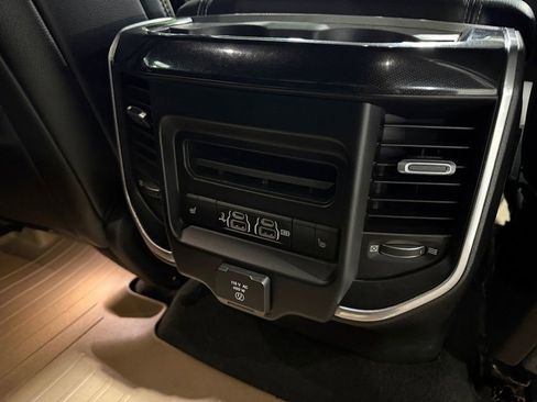 Used 2020 RAM 1500 Laramie image 17