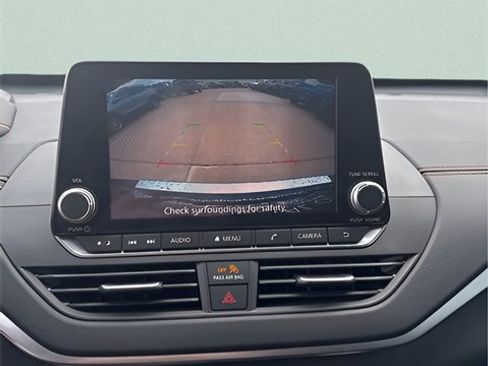 Used 2021 Nissan Altima 2.0 SR image 17