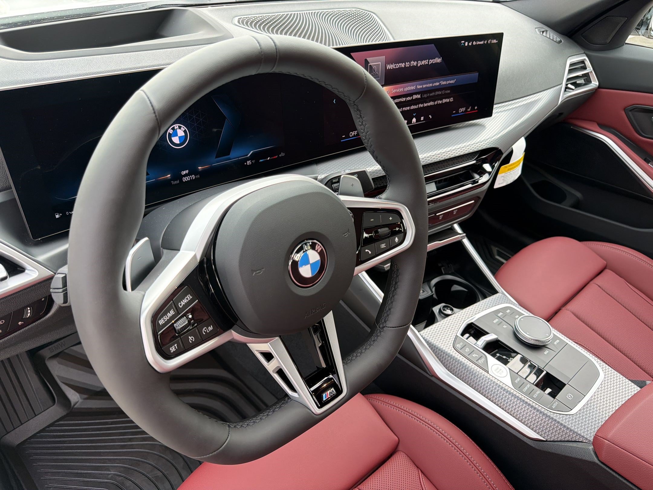 Used 2026 BMW 330i Sedan w/ M Sport Package RWD image 11