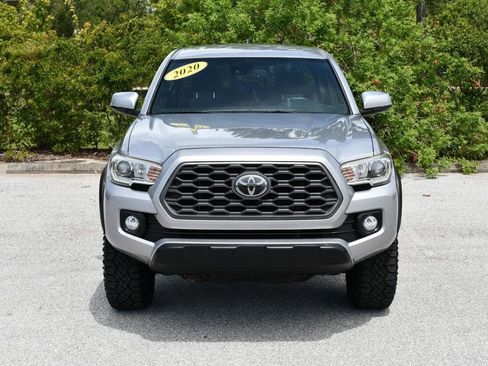 Used 2020 Toyota Tacoma TRD Off-Road AWD/4WD image 37