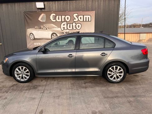 Used 2012 Volkswagen Jetta SE FWD image 4
