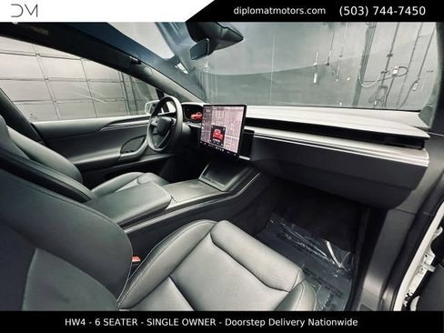 Used 2024 Tesla Model X Plaid AWD/4WD image 18