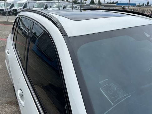 Used 2022 BMW X5 M50i w/ Premium Package image 29