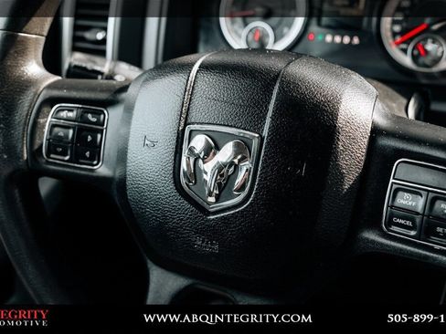 Used 2018 RAM 2500 SLT AWD/4WD image 25