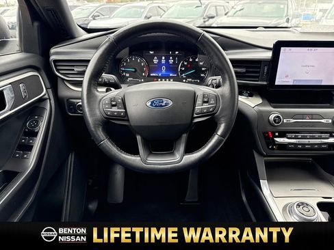 Used 2020 Ford Explorer XLT w/ Equipment Group 202A image 15