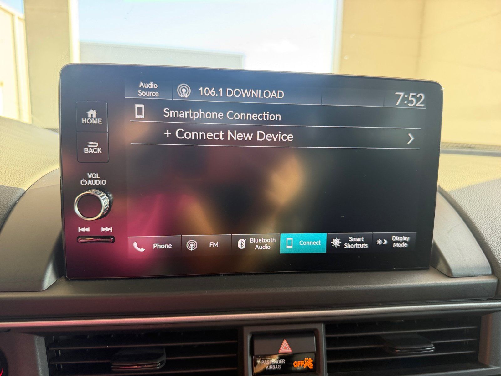 Used 2025 Honda Pilot EX-L image 13