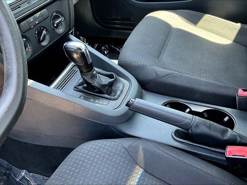Used 2016 Volkswagen Jetta S FWD image 16