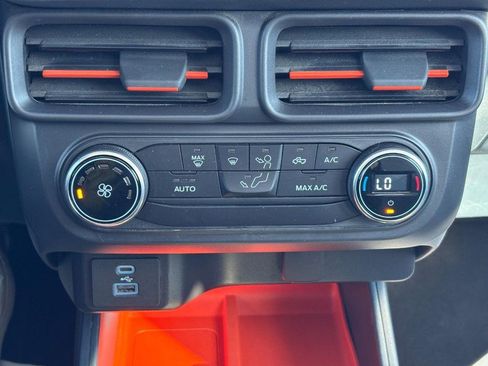 Used 2022 Ford Maverick XLT image 25