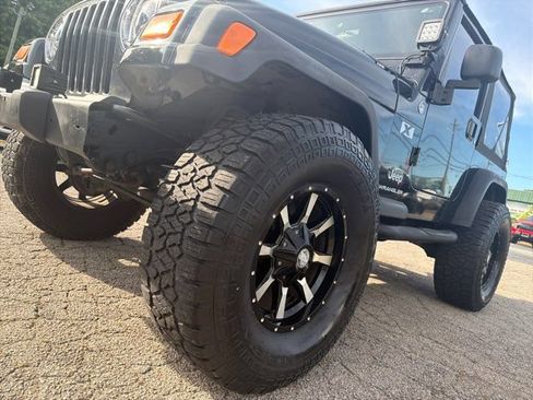 Used 2005 Jeep Wrangler X AWD/4WD image 10