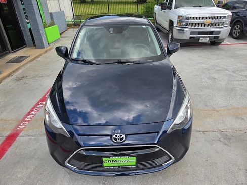 Used 2017 Toyota Yaris iA FWD image 5
