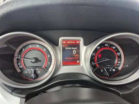 Used 2019 Dodge Journey GT w/ Driver Convenience Group image 8