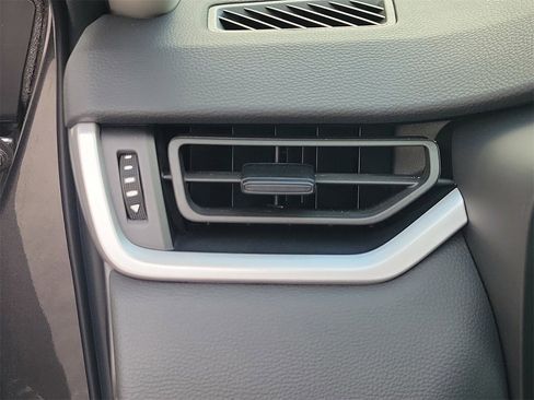 Used 2025 Toyota RAV4 LE image 30