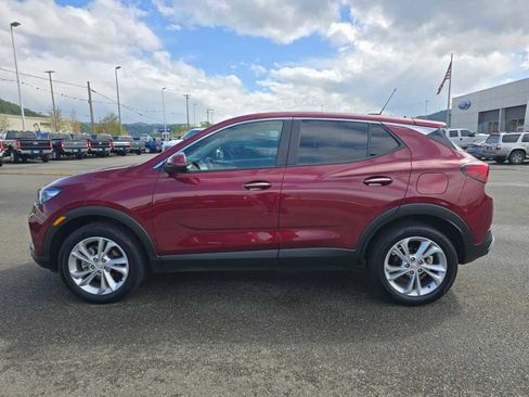 Used 2023 Buick Encore GX Preferred w/ Cold Weather Comfort Package image 2