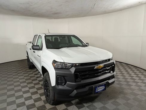 New 2026 Chevrolet Colorado W/T w/ WT Custom Package AWD/4WD image 5