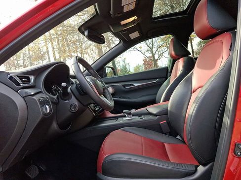 Used 2023 INFINITI QX55 Sensory w/ Lighting Package image 13