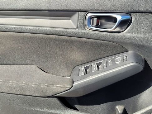 Used 2023 Honda CR-V Sport image 15