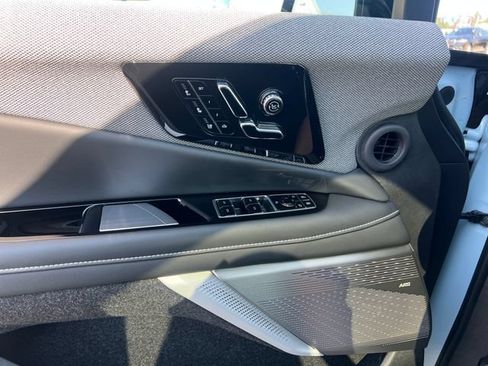 Used 2026 Cadillac Optiq Sport 2 w/ LPO, Floor Liner Package AWD/4WD image 30