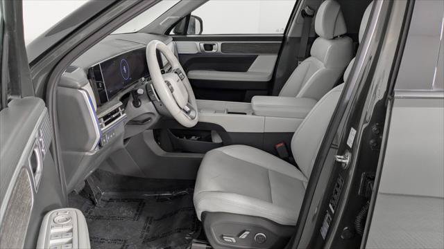 Used 2024 Hyundai Santa Fe Limited AWD/4WD image 12