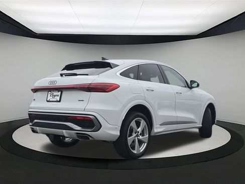 New 2025 Audi Q5 Premium Plus image 7