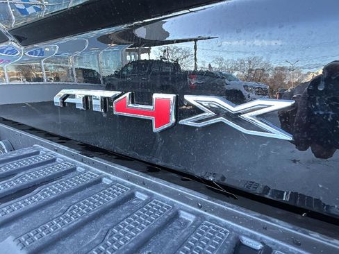 New 2026 GMC Sierra 1500 AT4X AWD/4WD image 9