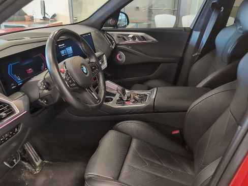 Certified 2023 BMW XM w/ M Driver's Package image 3