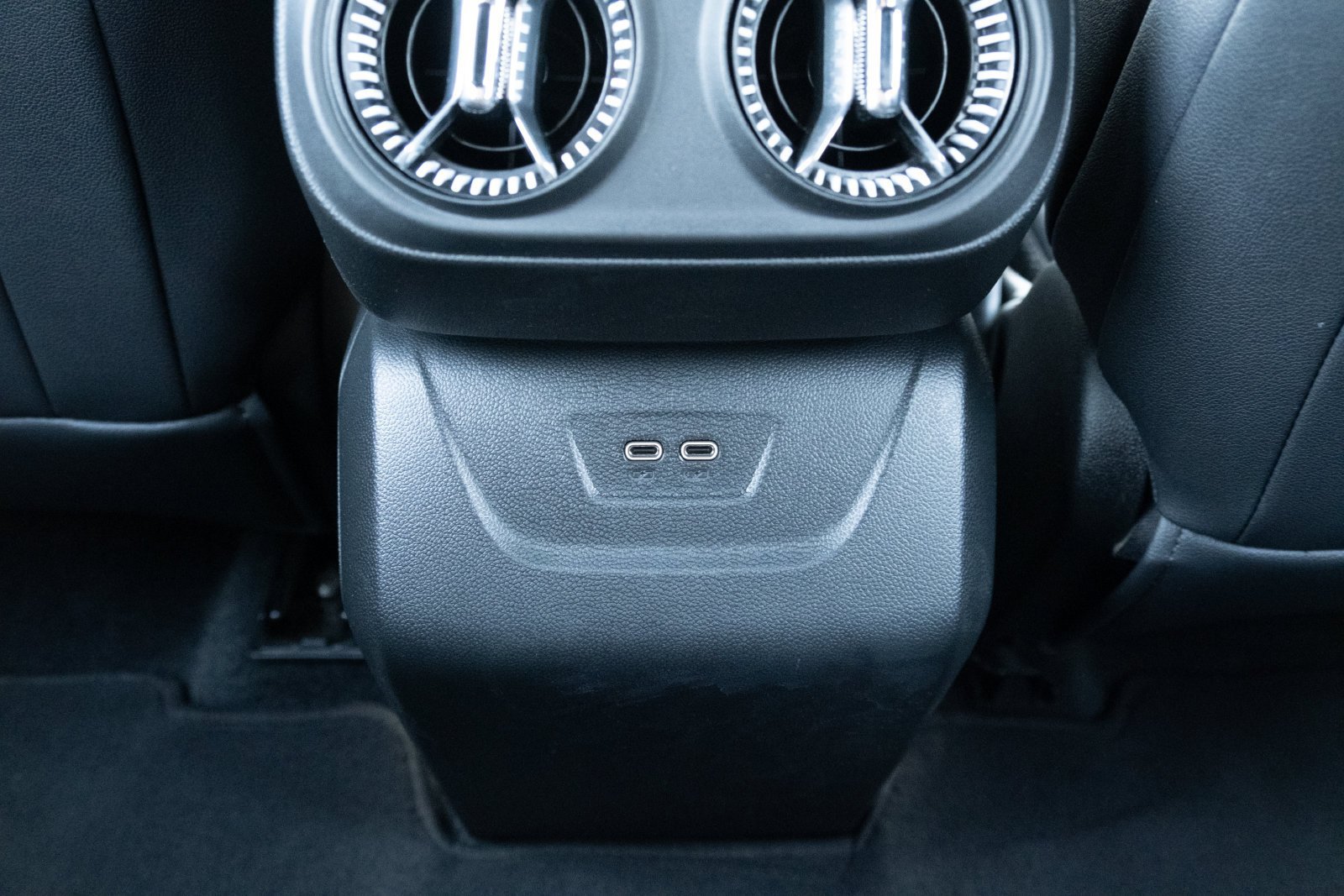 Used 2024 Chevrolet Blazer EV LT AWD/4WD image 16