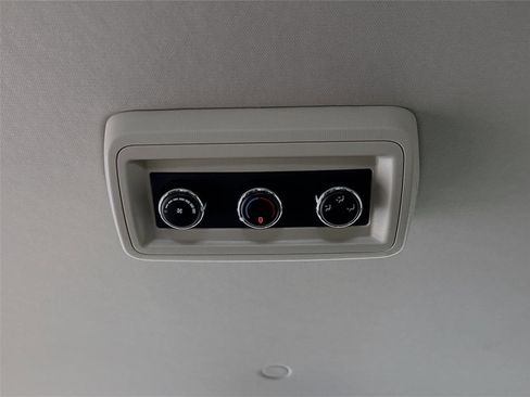 Used 2016 Dodge Grand Caravan SE w/ Quick Order Package 29E SE FWD image 22