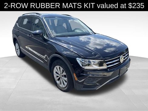 Used 2018 Volkswagen Tiguan SE AWD/4WD image 2