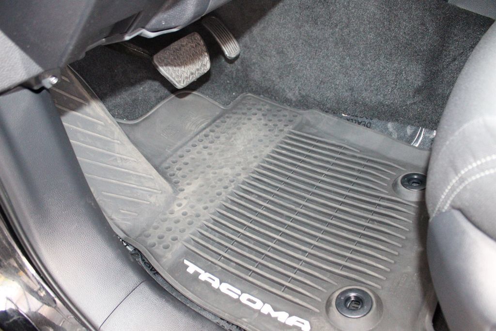 Certified 2025 Toyota Tacoma TRD Off-Road w/ TRD Off Road Upgrade Package AWD/4WD image 23