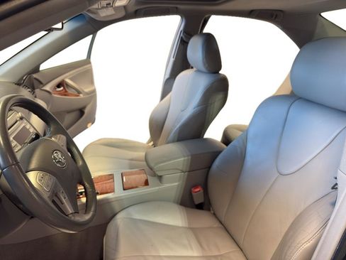 Used 2010 Toyota Camry Hybrid image 15