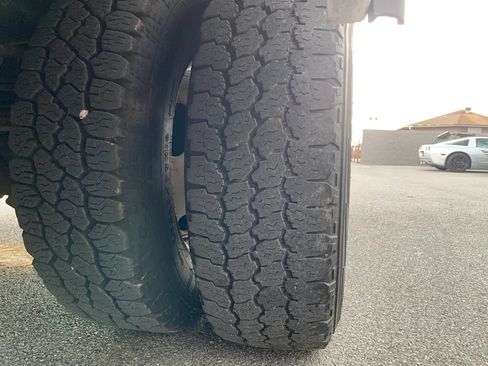 Used 2018 Ford E-350 and Econoline 350 Super Duty RWD image 51