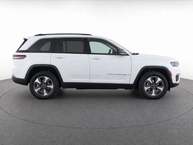 Used 2024 Jeep Grand Cherokee Limited 4xe AWD/4WD image 8