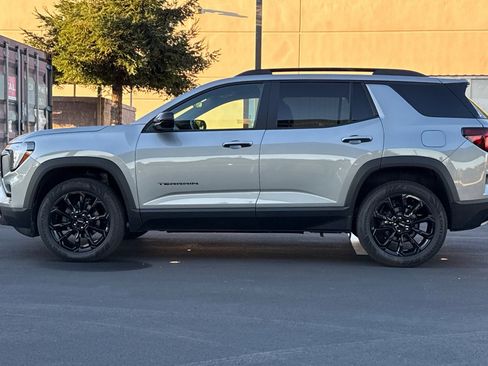 Used 2026 GMC Terrain Elevation w/ Black Edition image 7