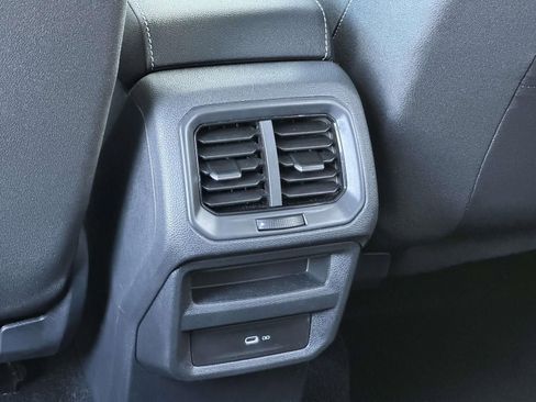 Certified 2025 Volkswagen Taos SEL image 14