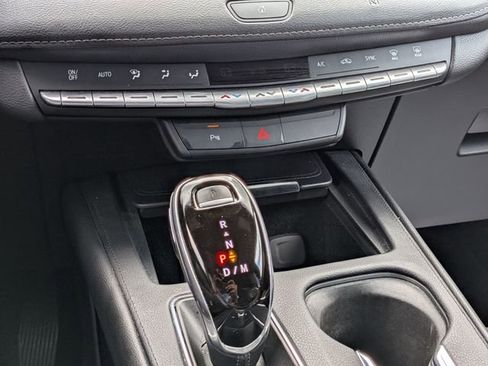 Used 2020 Cadillac XT4 Premium Luxury image 18